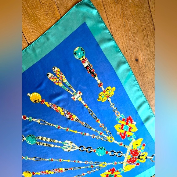 CARTIER PARIS, MUST De Silk Scarf RARE “My Diamonds & Rubies” Made In France - Picture 13 of 16